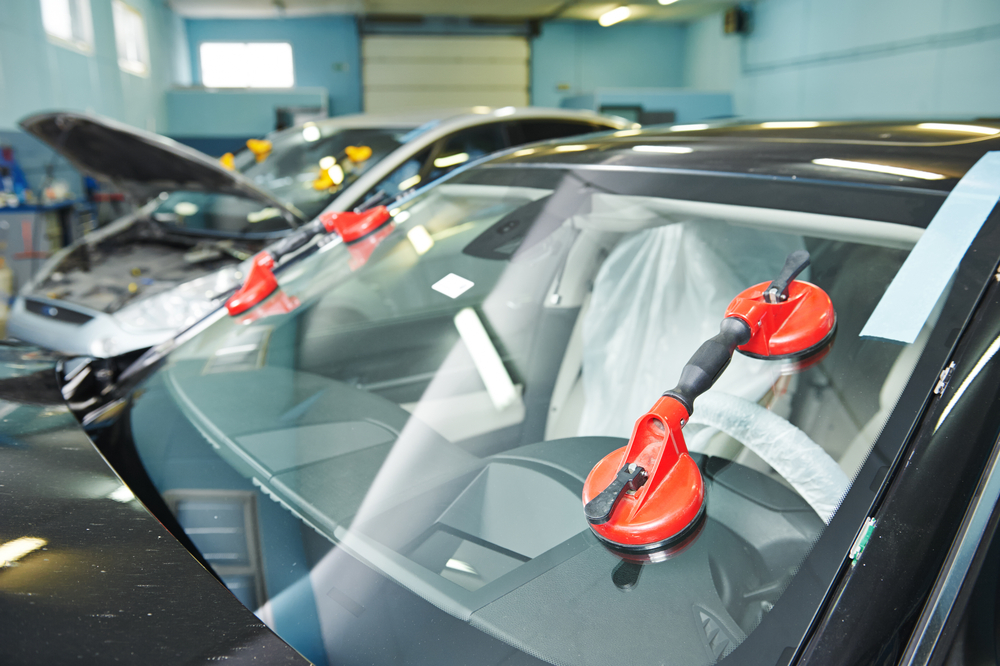 3 Top Reasons Why Mobile Windshield Services Are Necessary