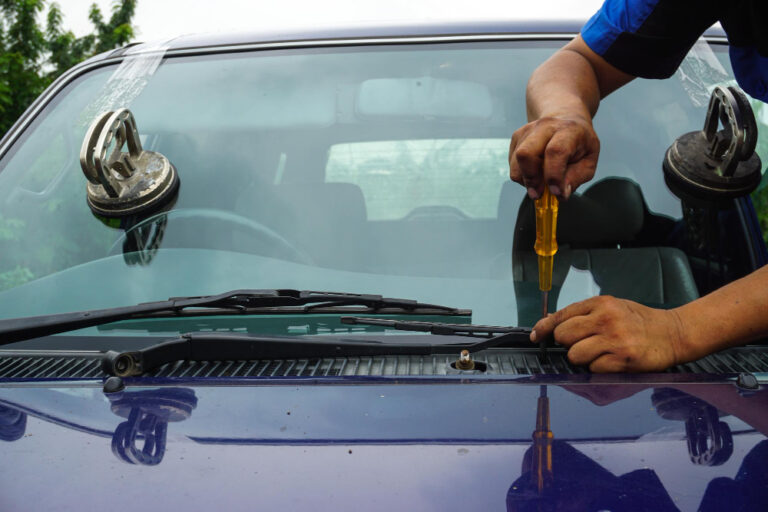 Houston Mobile Auto Glass: Repair or Replace Your Windshield Anywhere