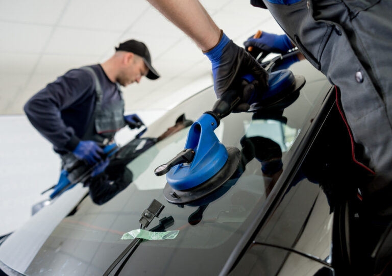 When to Repair vs Replace Your Windshield in Houston, Texas